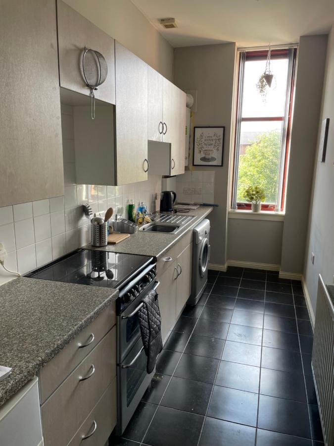 Spacious One Bedroom Flat, Entire Property. Greenock Zewnętrze zdjęcie