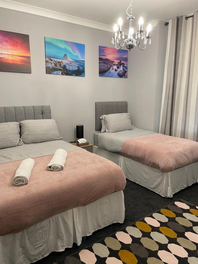 Spacious One Bedroom Flat, Entire Property. Greenock Zewnętrze zdjęcie
